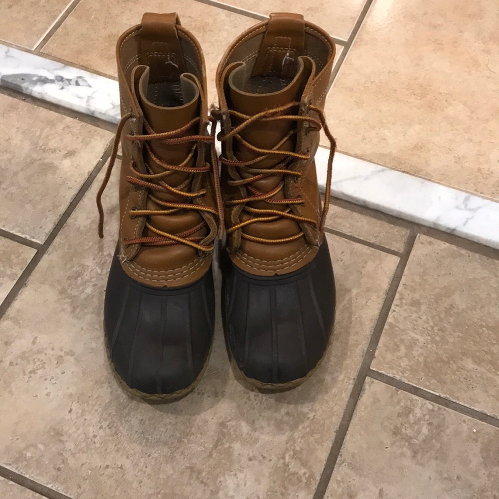 Bean boots